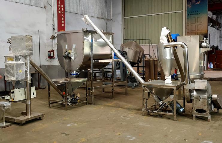 螺旋上料機(jī)與混合機(jī)配合 螺旋上料機(jī)與混合機(jī)配合